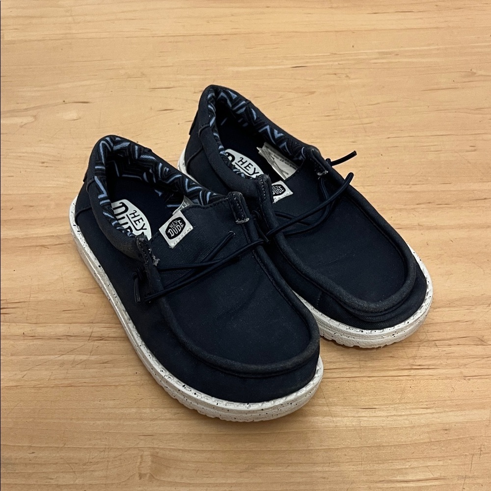 Hey Dude Kids Shoes in Blue and White